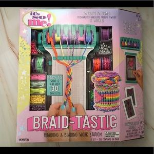 Braid-Tastic Bracelet Making Kit